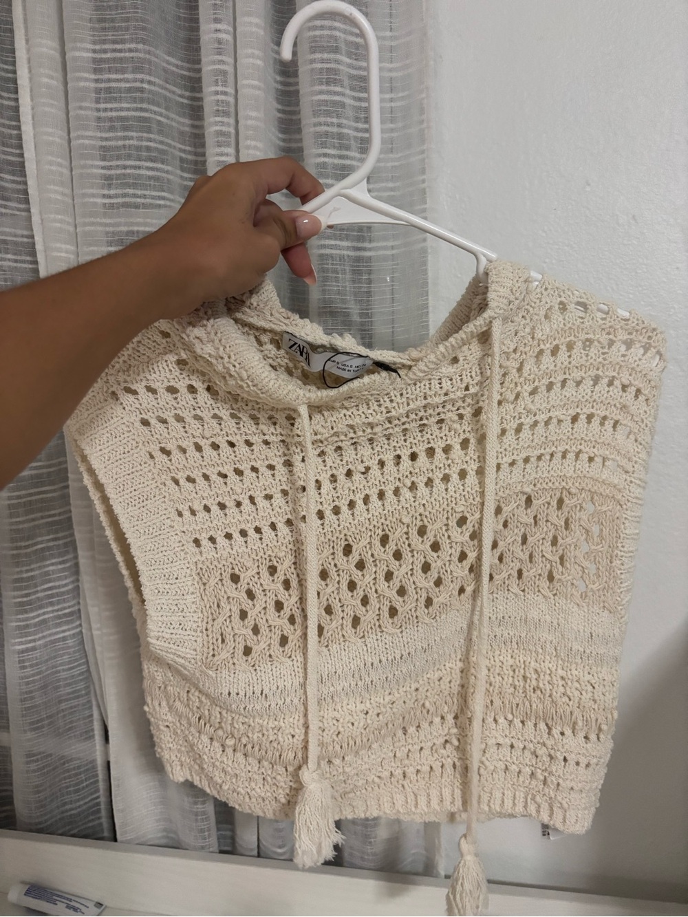 Zara Cream Crochet Hooded Knit Vest With Tassel Drawstrings